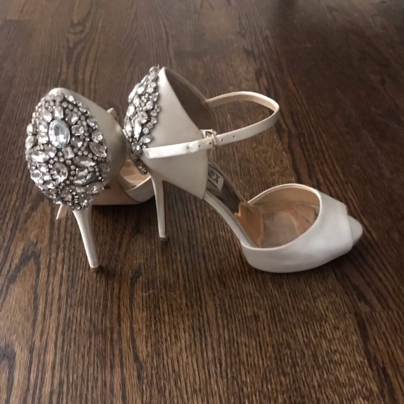 Badgely Mischka crystal ankle strap shoes - Picture 1 of 3